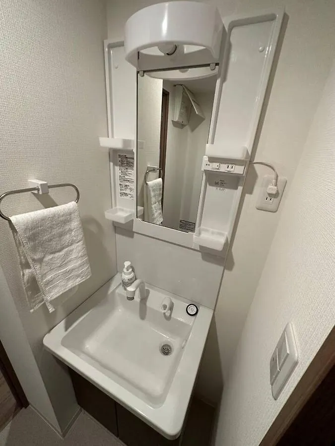 上野駅徒歩５分シングルベッド４台+ソファベッド２台 1Ldk Apartment Tokyo