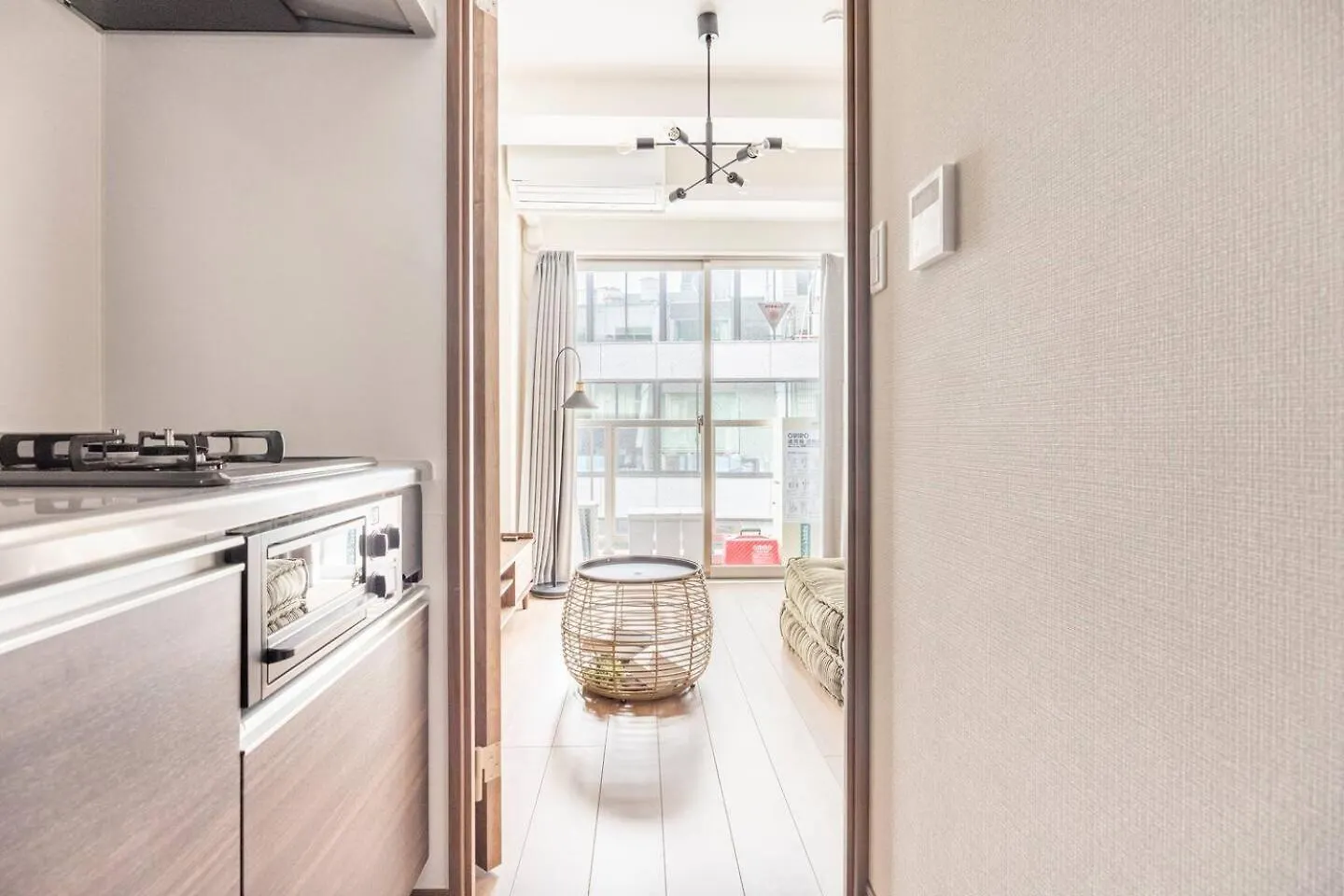 上野駅徒歩５分シングルベッド４台+ソファベッド２台 1Ldk Apartment Tokyo Japan