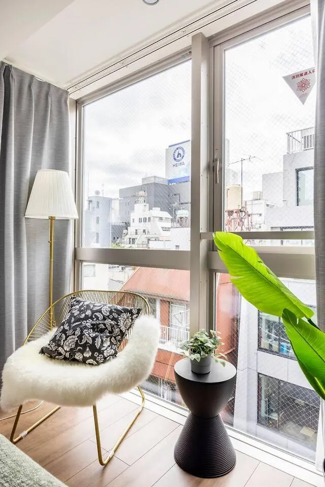 上野駅徒歩５分シングルベッド４台+ソファベッド２台 1Ldk Apartment Tokyo 0*,