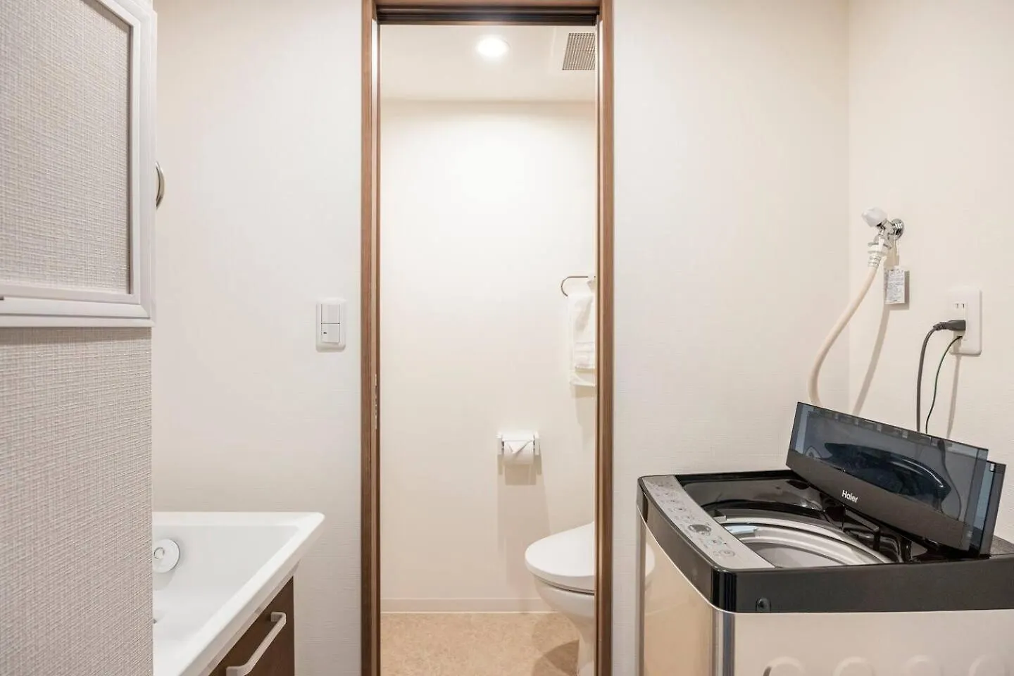 上野駅徒歩５分シングルベッド４台+ソファベッド２台 1Ldk Apartment Tokyo Japan