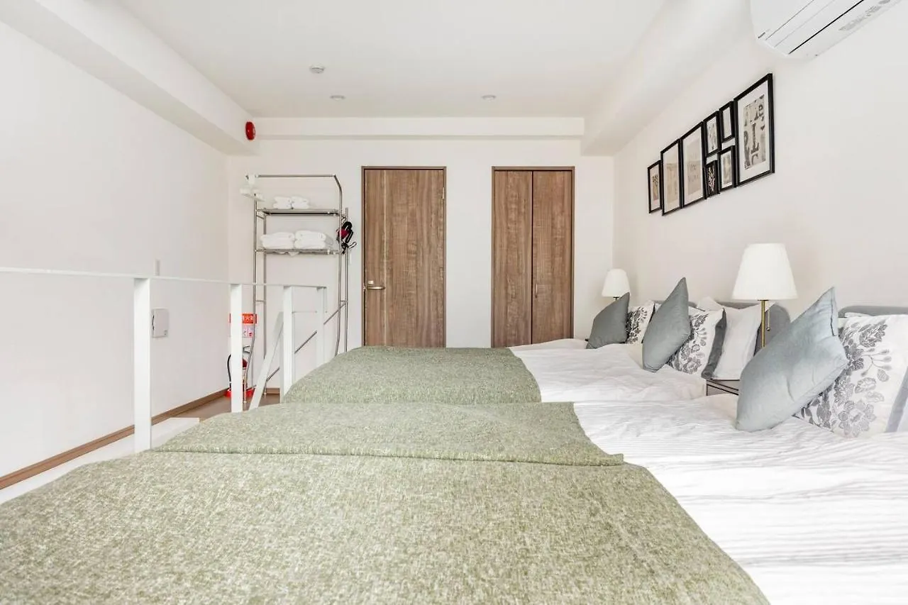 Apartmán 上野駅徒歩５分シングルベッド４台+ソファベッド２台 1Ldk Prefektura Tokio